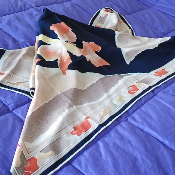 Leonard Silk Scarf - Picture 7 of 9